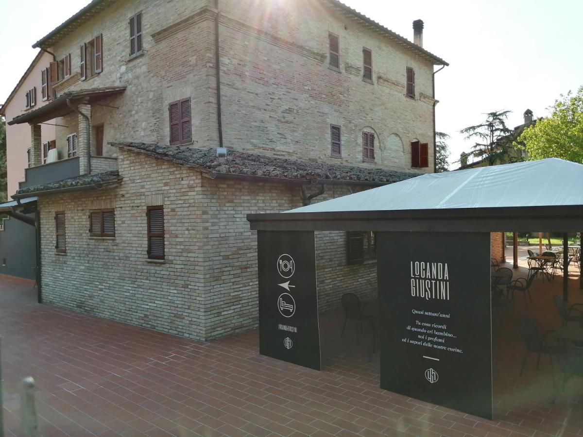 Locanda Giustini Assisi Bagian luar foto