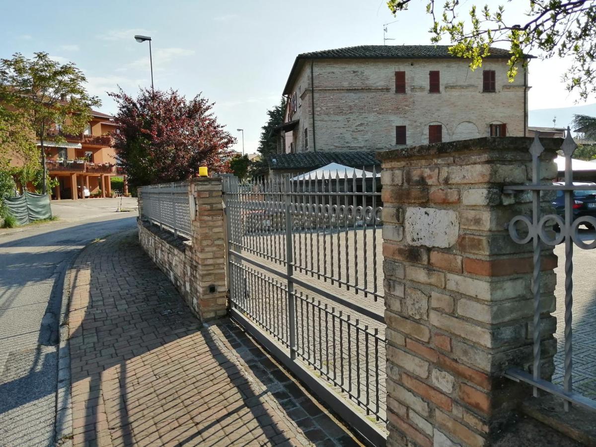 Locanda Giustini Assisi Bagian luar foto