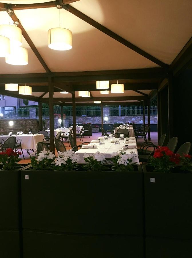 Locanda Giustini Assisi Bagian luar foto
